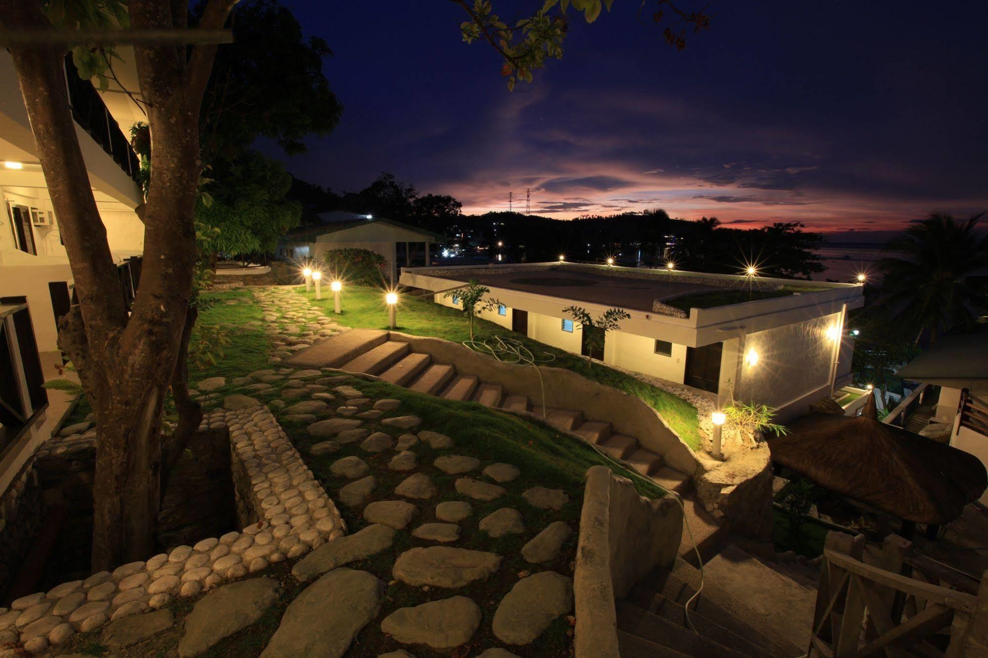 Paradise Resort And Dive Center Puerto Galera Exterior photo